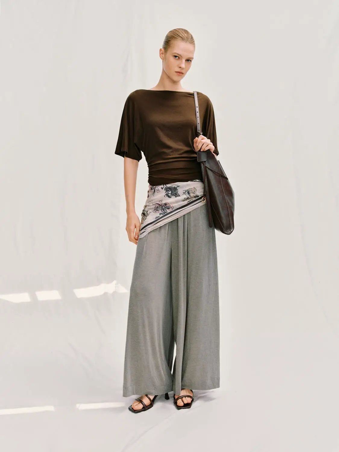 Pleated Elastic Waistband Wide-leg Pants