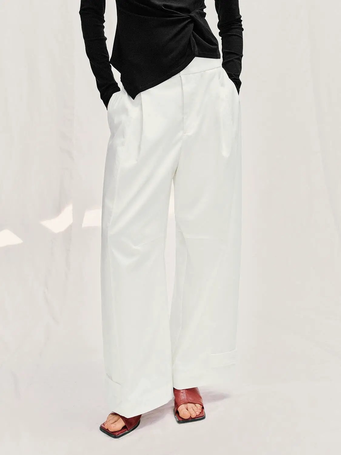 Curved Wide-leg Cotton Lyocell Blend Pants