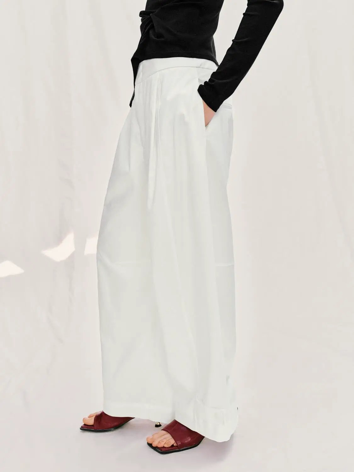 Curved Wide-leg Cotton Lyocell Blend Pants