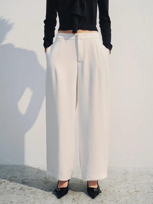 Mid Waisted Pleated Straight Pants