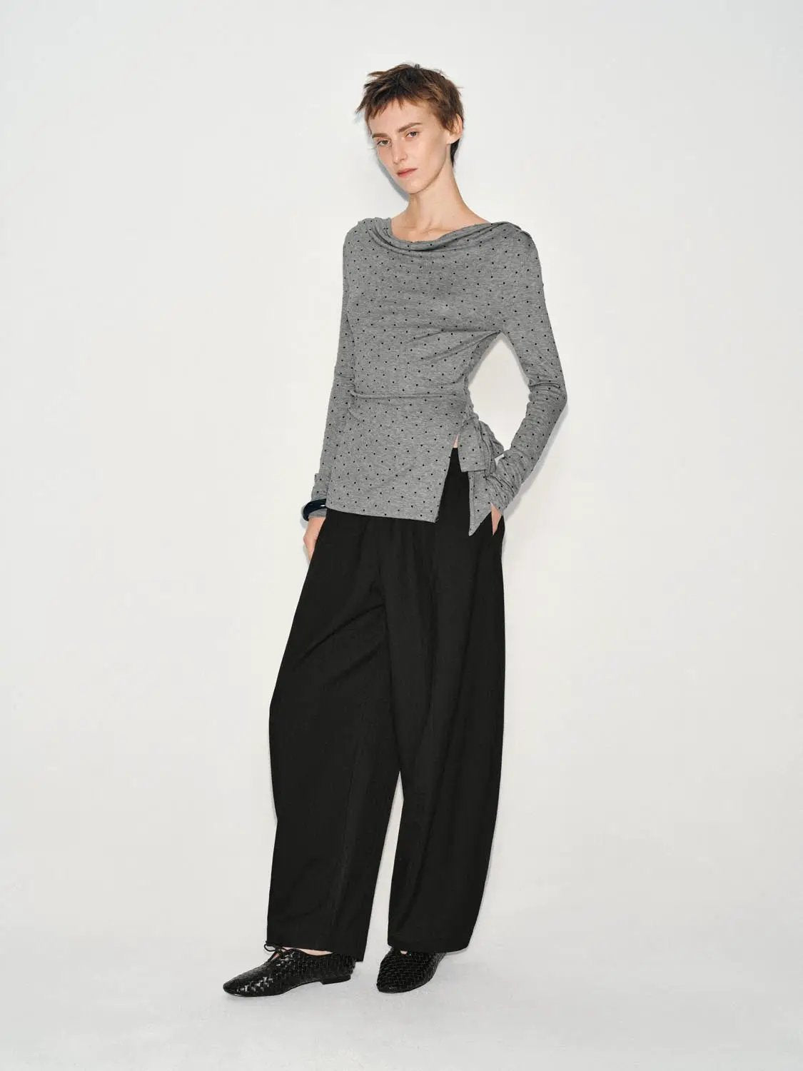 Solid Elastic Waist Barrel Leg Pants