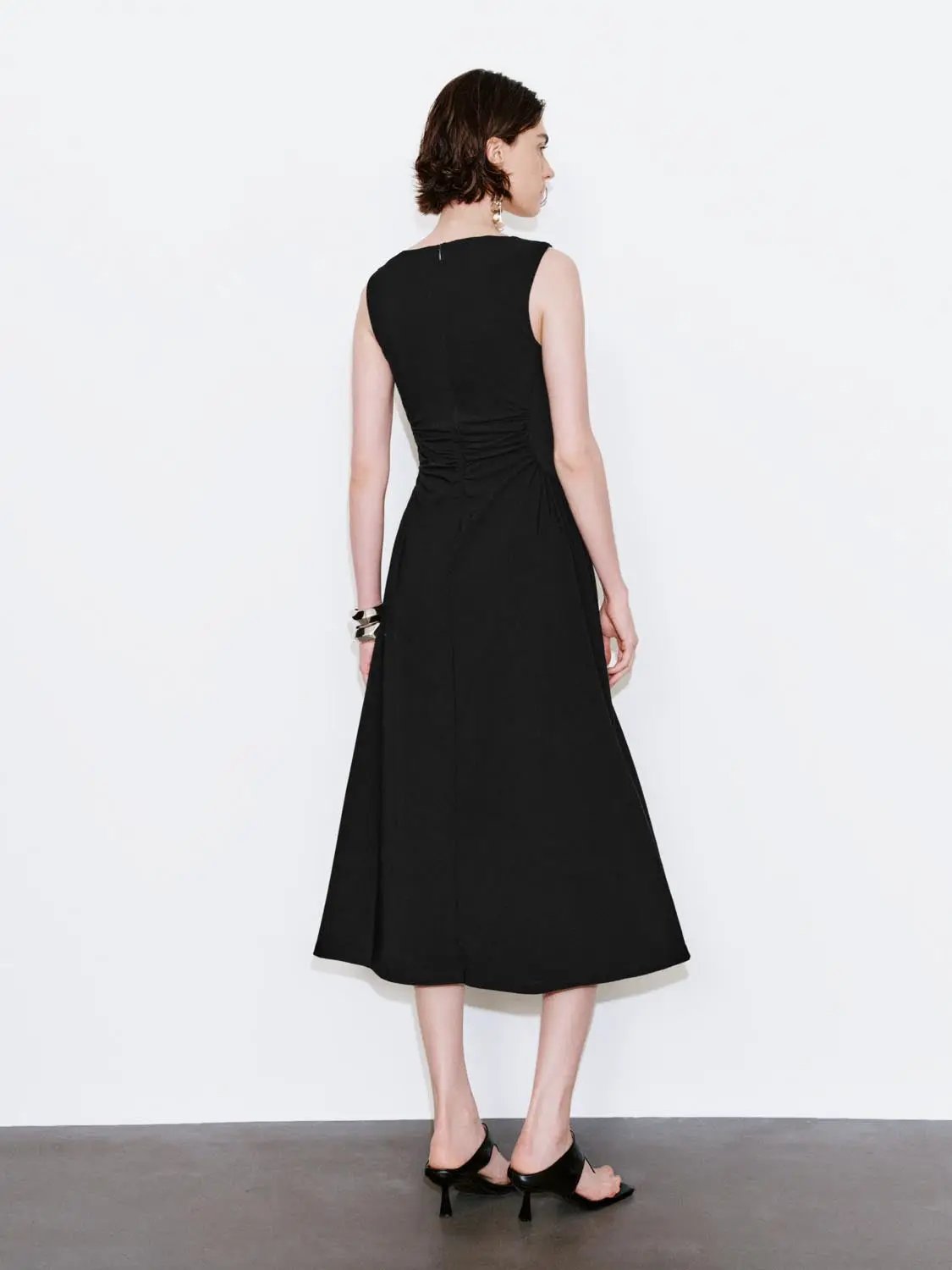 U-Neck Ruched Waist Sleeveless A-Line Midi Dress