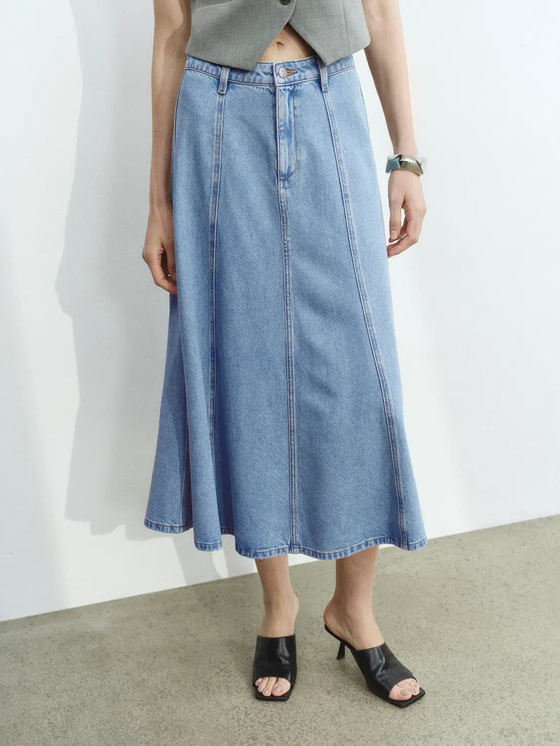 High Waist Panel Seam Flared Midi Denim Skirt