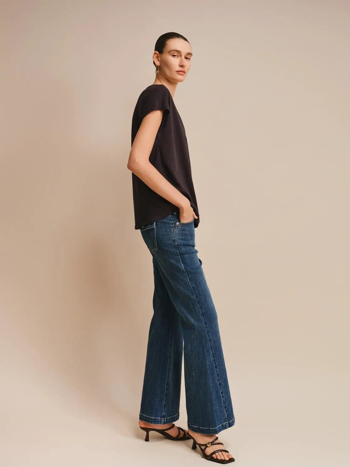 Mid Rise Wide-Leg Slight Stretch Cotton Jeans