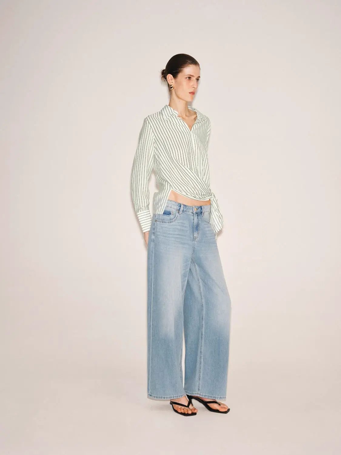 Mid-waisted Stretch Denim Wide-leg Pants