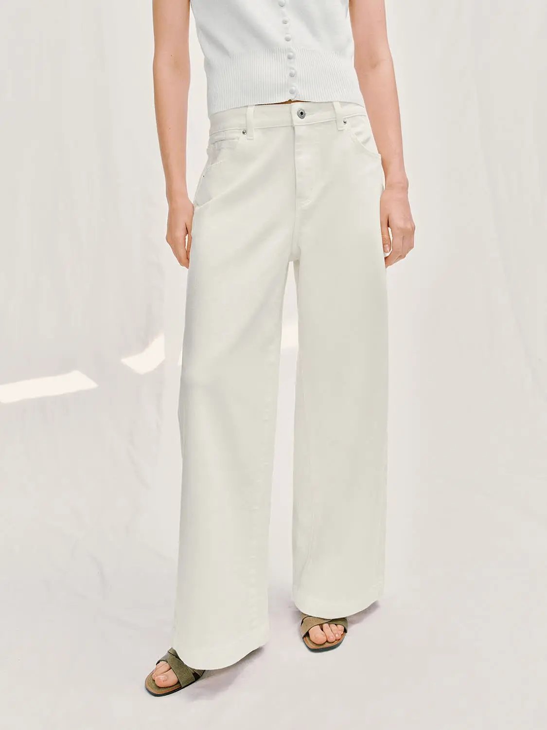 Mid Waisted Wide-leg Denim Pants