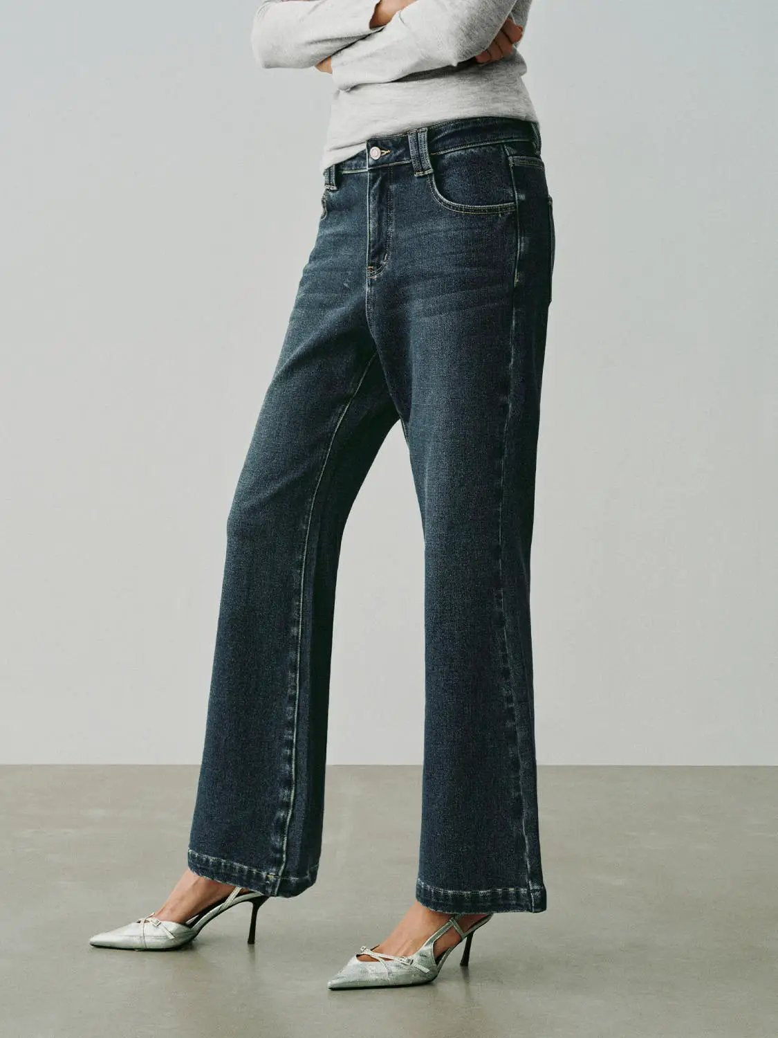 Wash High-waisted Flared Cotton Blend Jeans