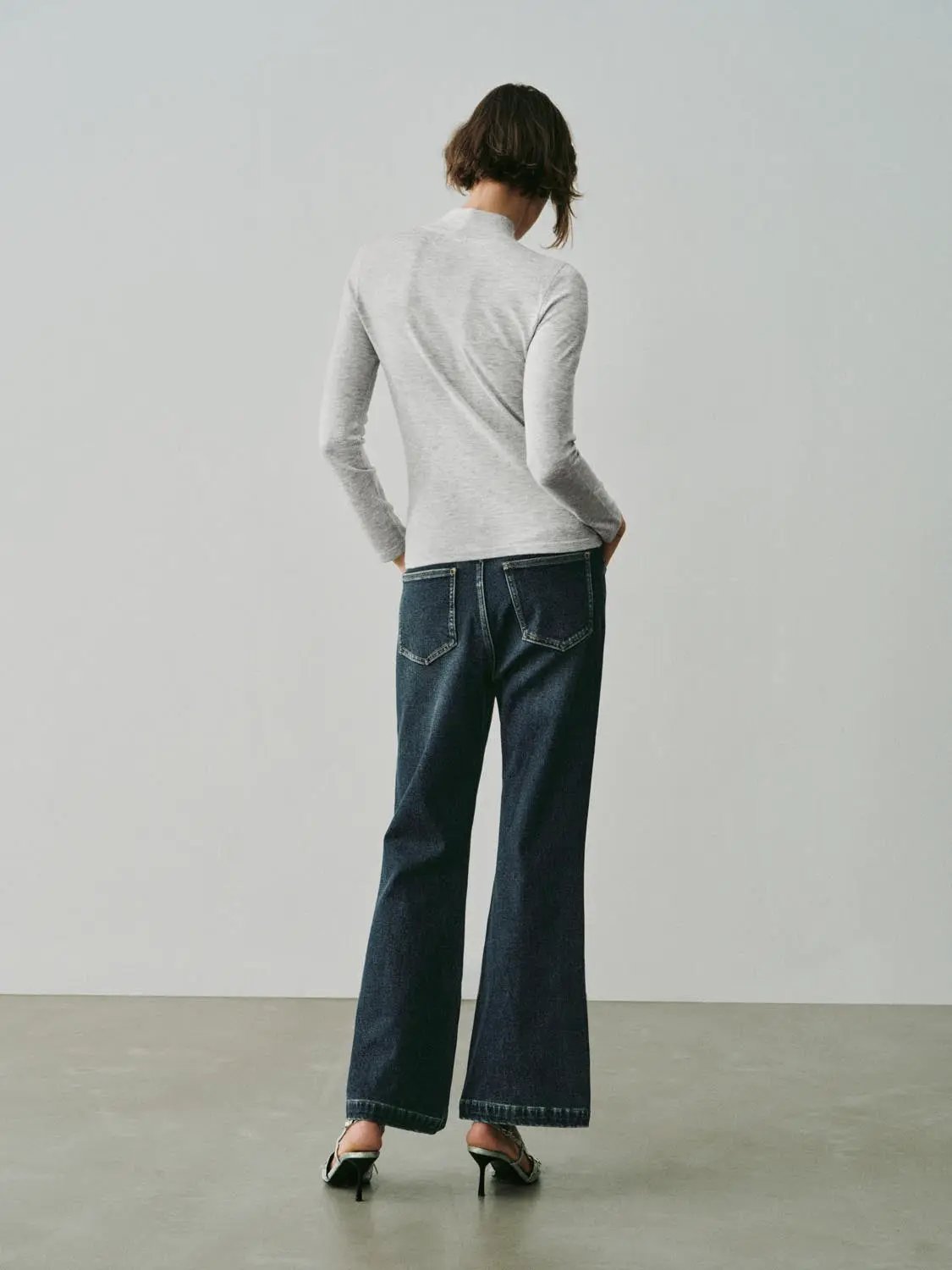 Wash High-waisted Flared Cotton Blend Jeans