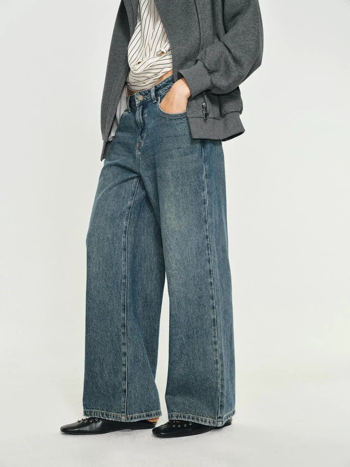 Mid-rise Medium Wash Cotton Wide-leg Jeans