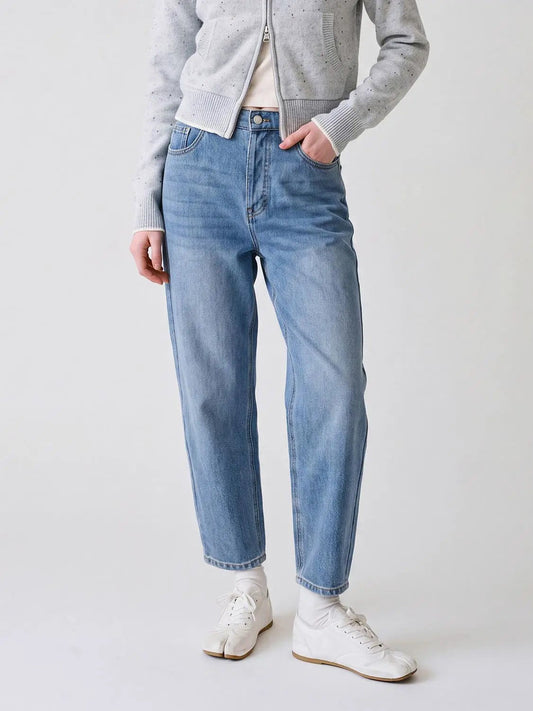 Light Wash Straight Leg Mid-rise Cotton Jeans