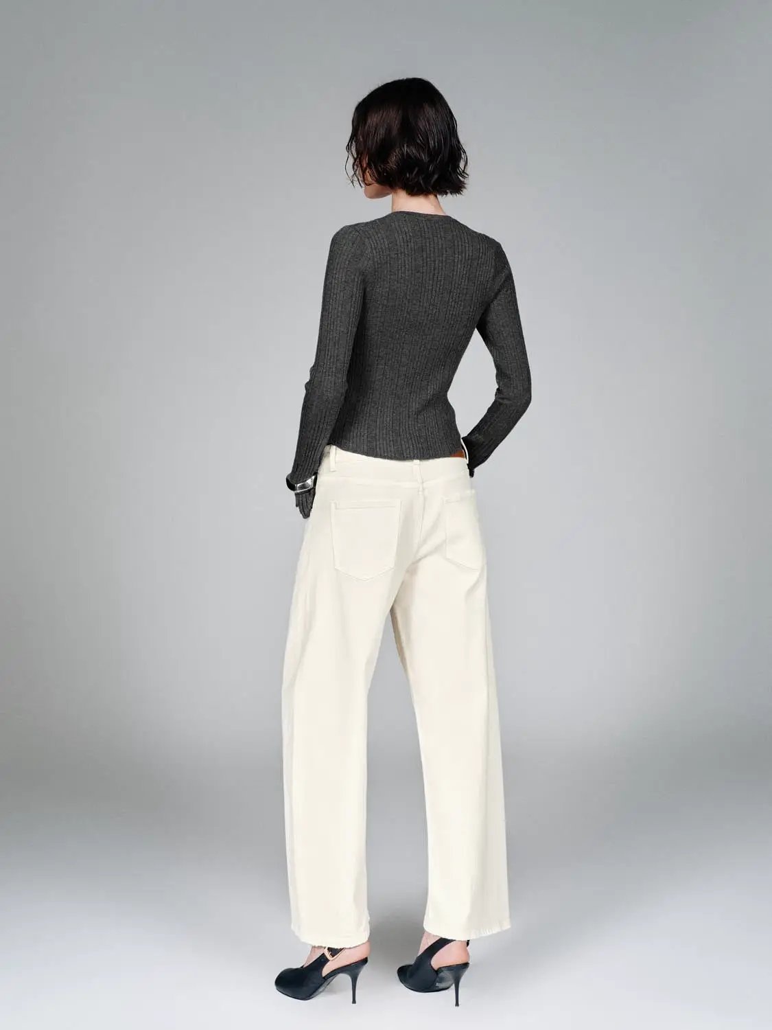 Slim Fit Split Hem Ribbed Crew Neck Knit Cardigan