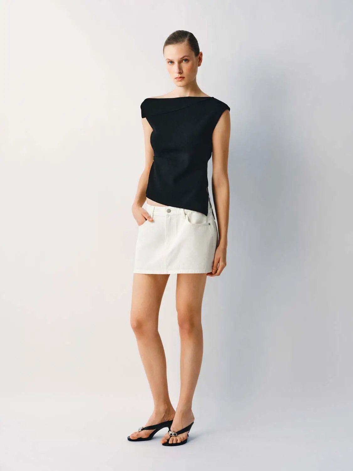 Slim One Shoulder Sleeveless Waist Ruched Irregular Hem Top