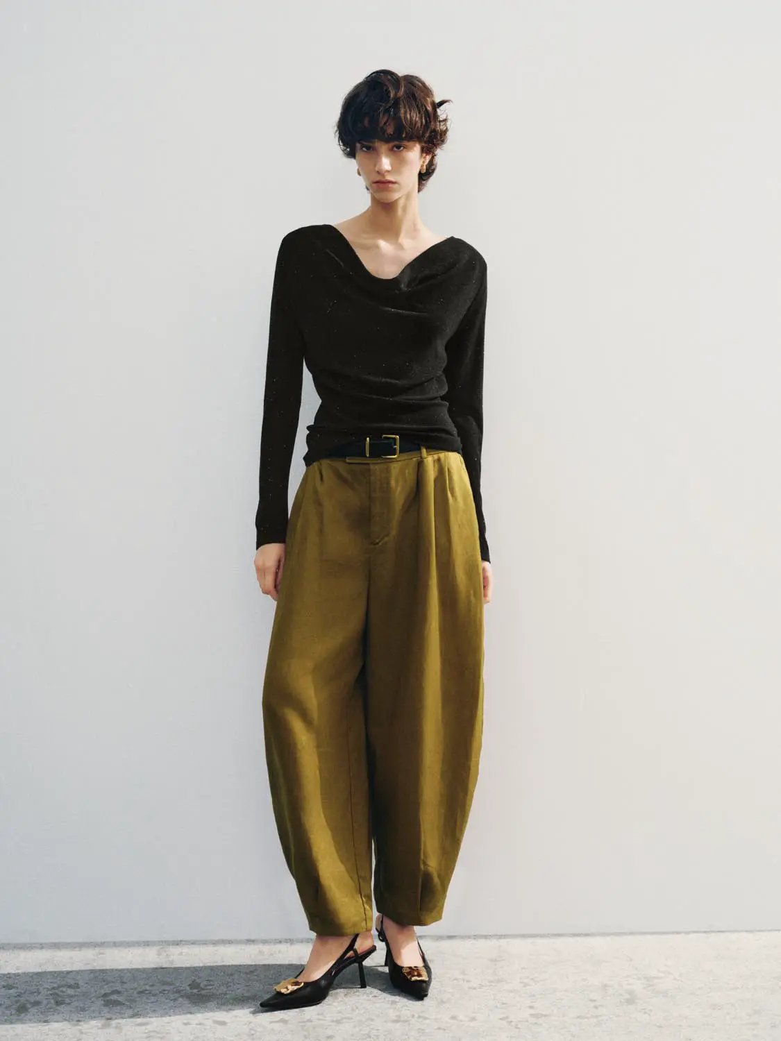 Draped Textured Fitted Long Sleeve Knit T-Shirt
