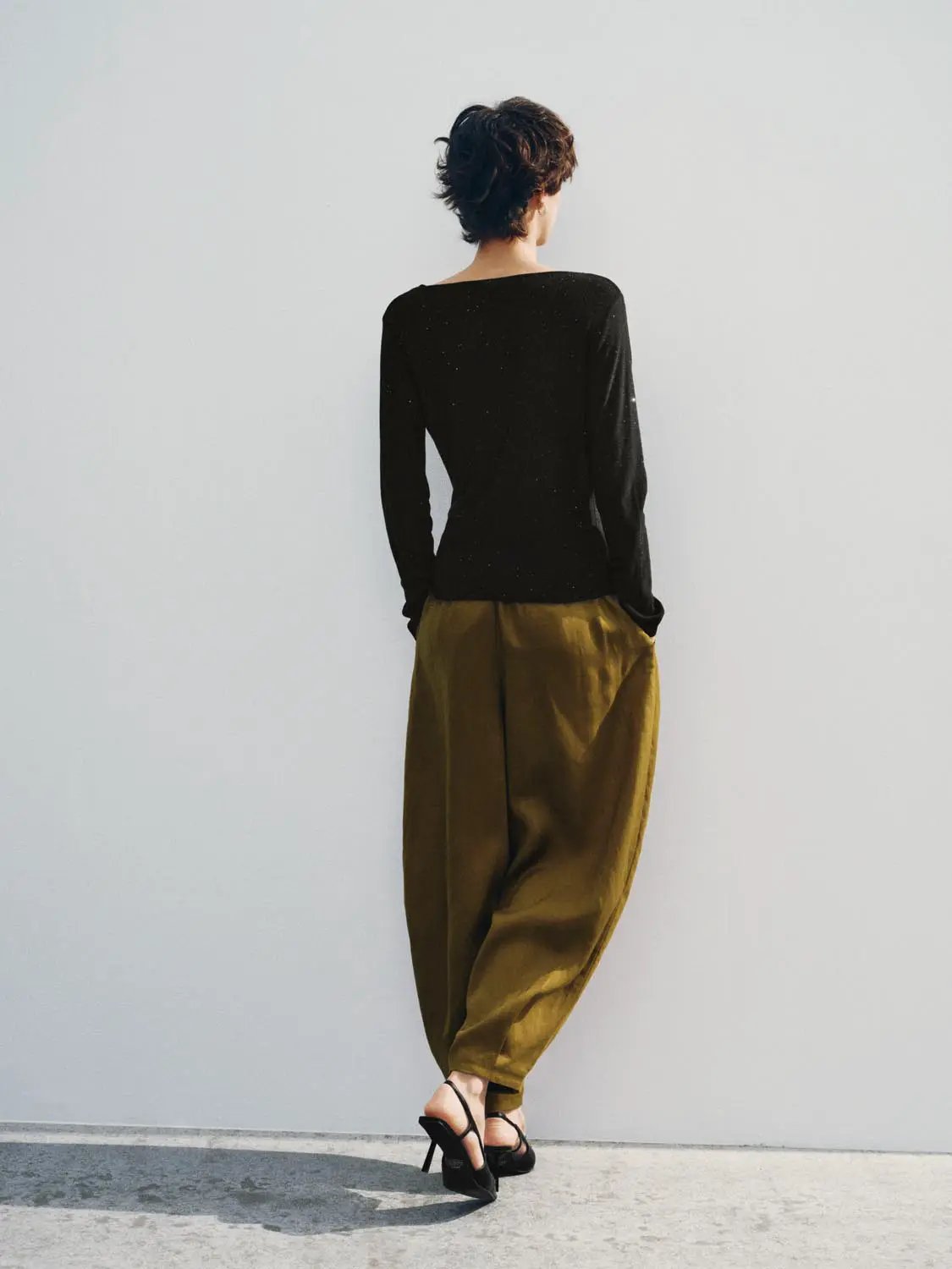 Draped Textured Fitted Long Sleeve Knit T-Shirt
