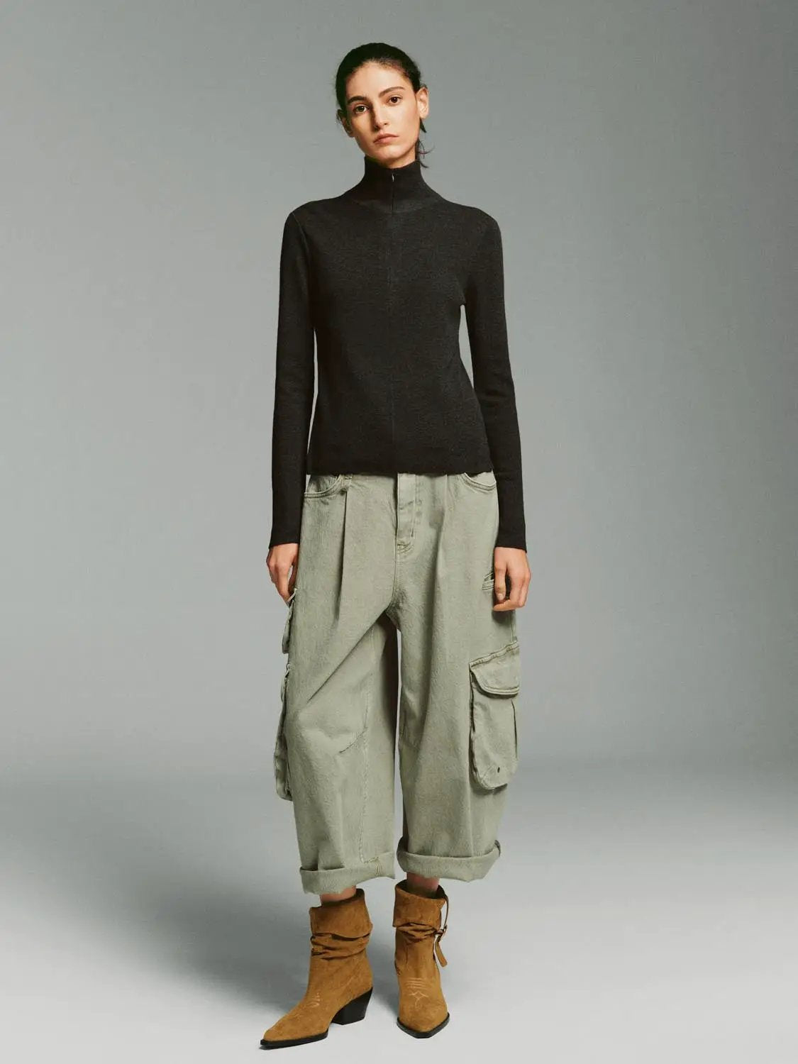 Fitted Ribbed Zip Neck Long Sleeve Knit Sweater