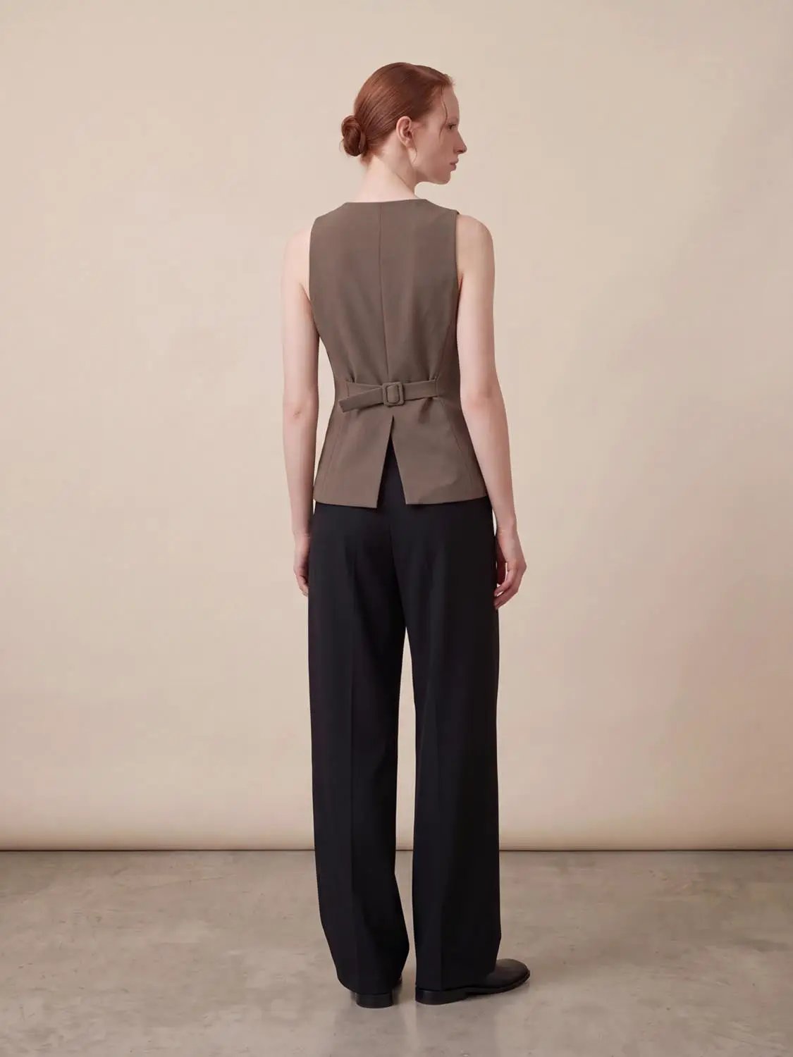 V-neck Button Front Fitted Sleeveless Vest