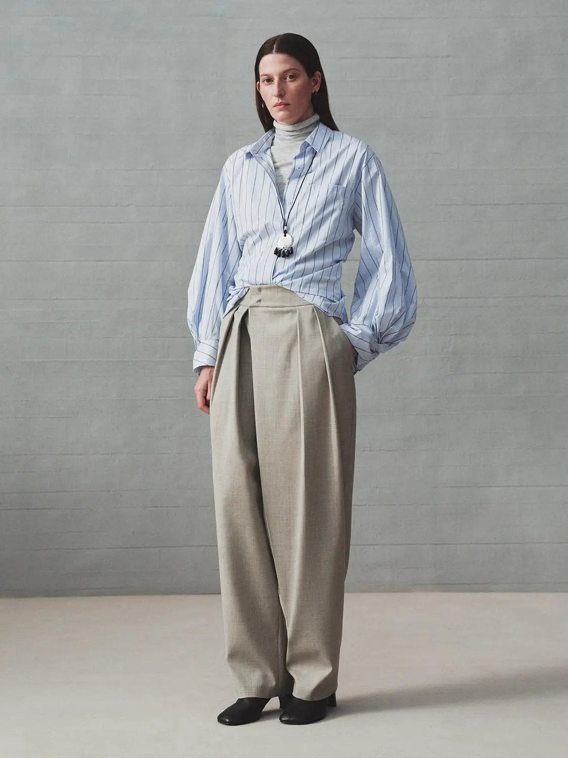Striped Long Sleeve Cotton Shirt With Chest Pocket And Button Front