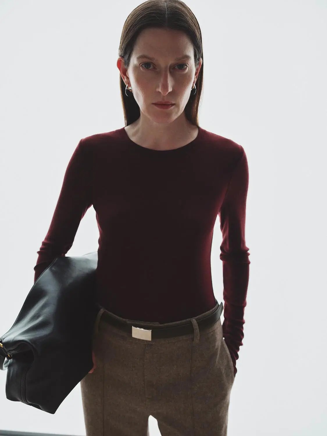 Solid Thin Fitted Crew Neck Long Sleeve Wool Sweater