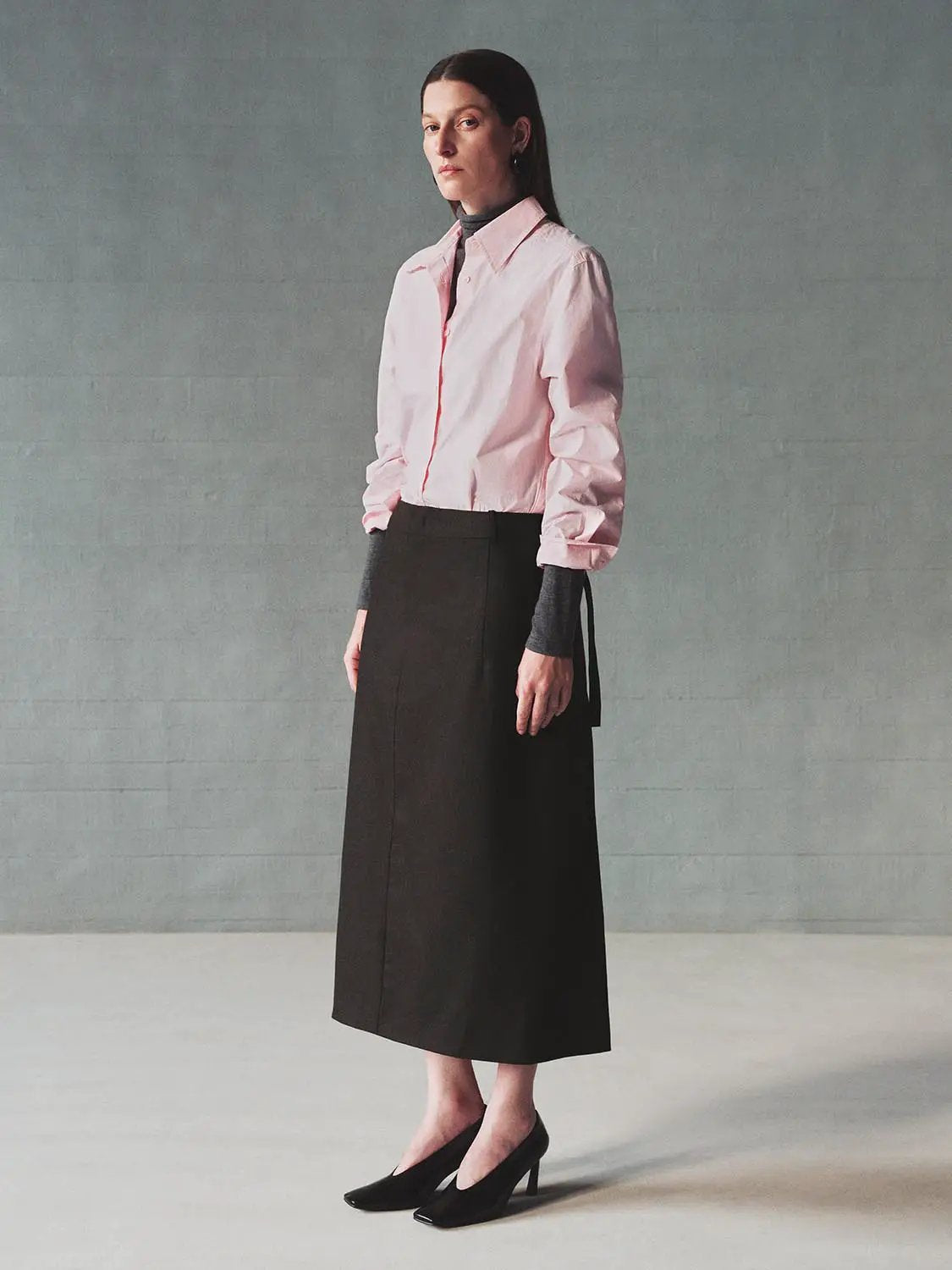 High-waisted Tailored Straight Wool H-Line Midi Skirt