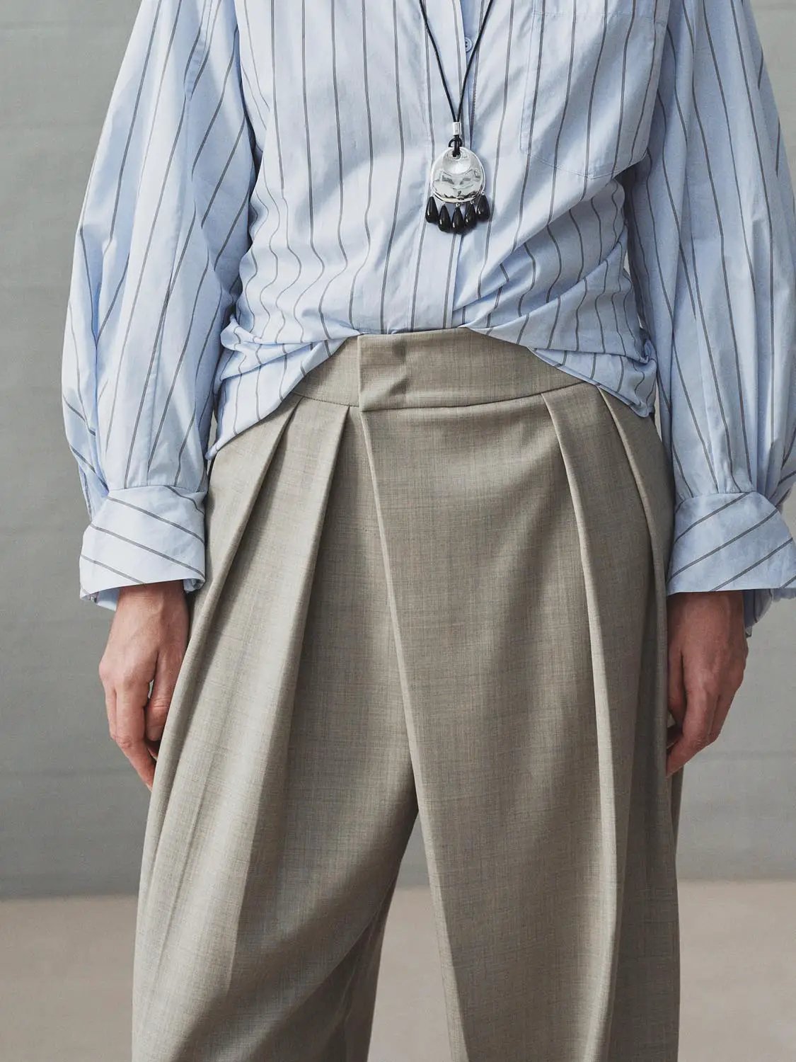 Pleated High-waisted Tapered Tailored Pants