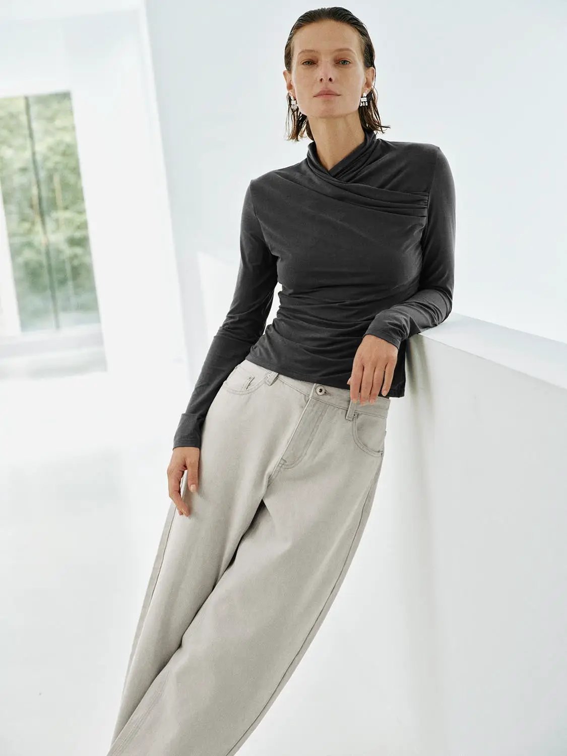 Cotton High-waisted Wide-leg Jeans
