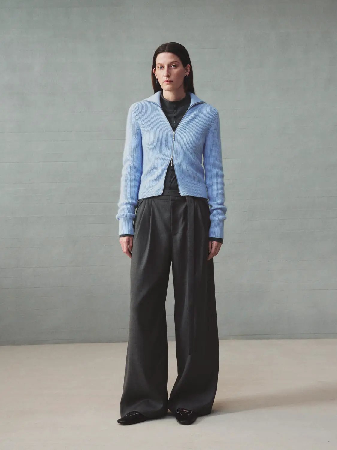 Cropped Ribbed Long Sleeve Zip-up Knit Jacket