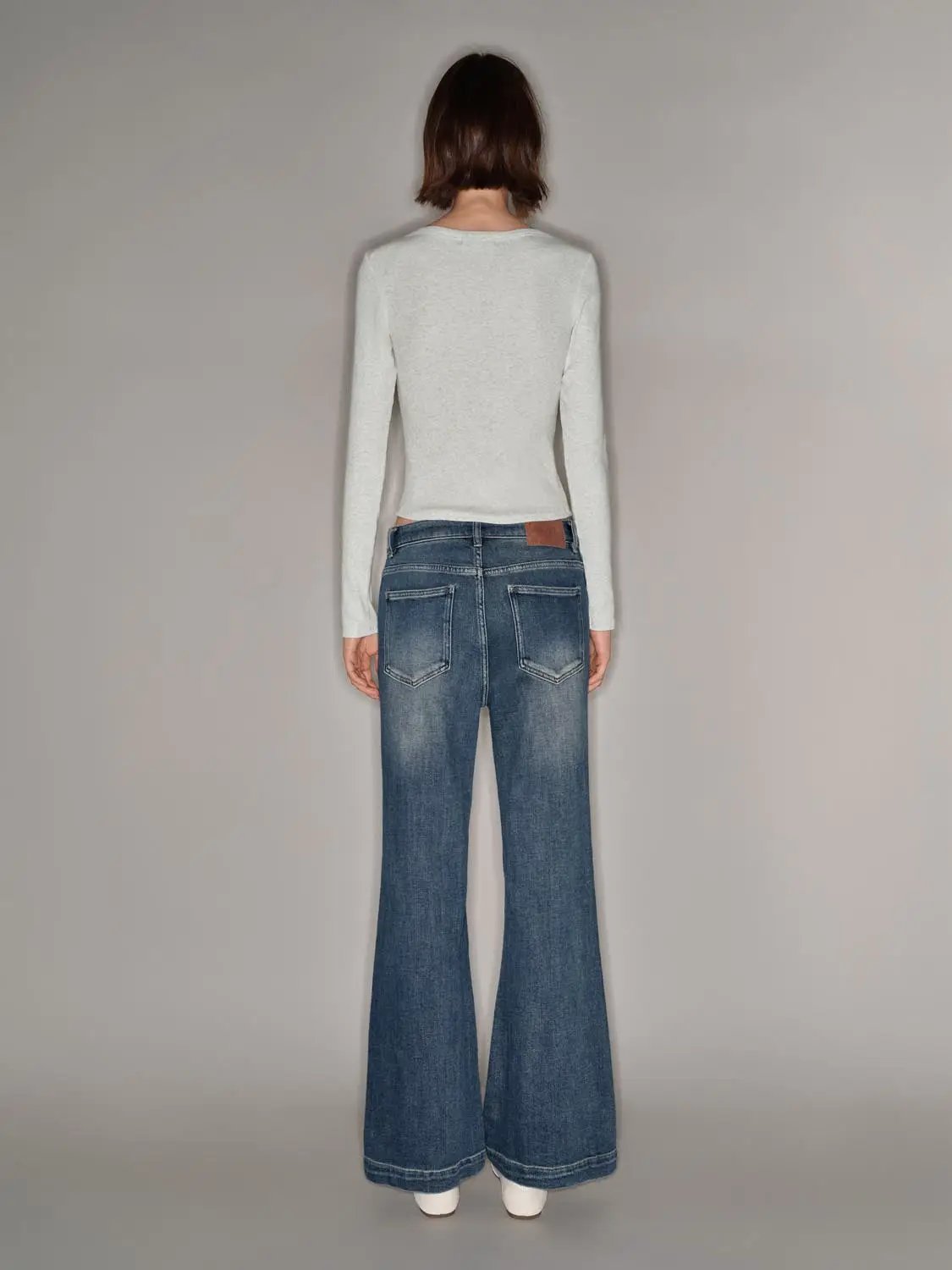 Long Sleeve Buttoned Henley Knit T-shirt