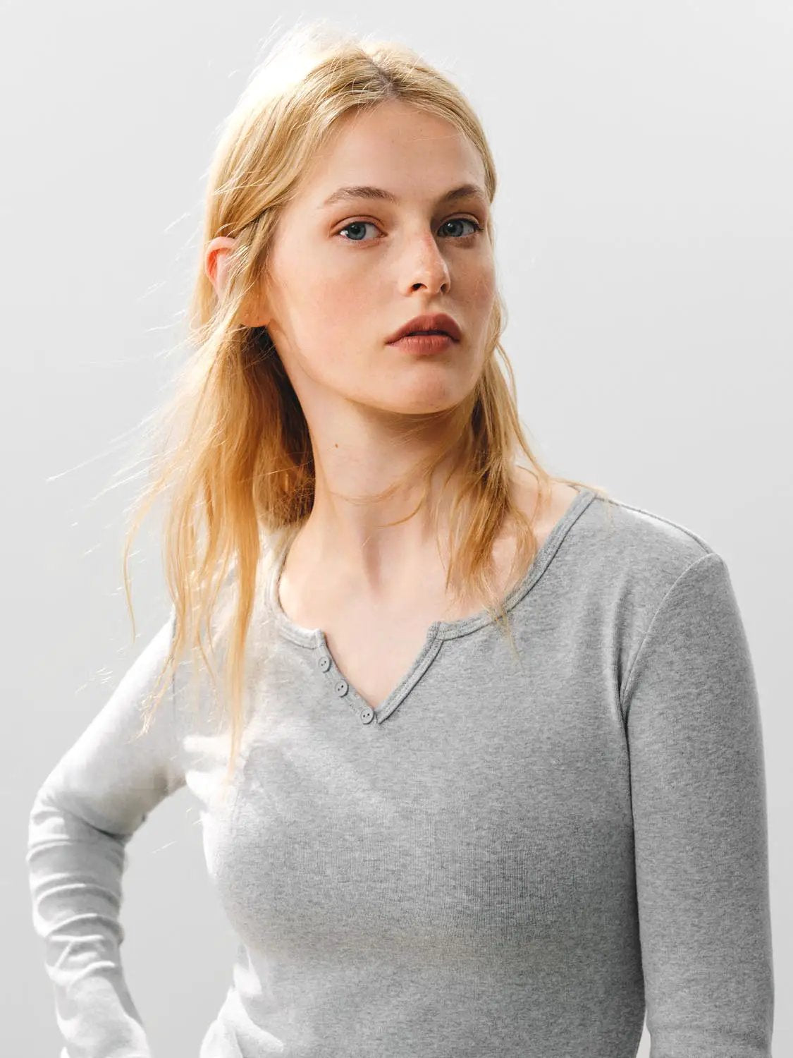 Ribbed Long Sleeve V-neck Cotton Blend T-Shirt