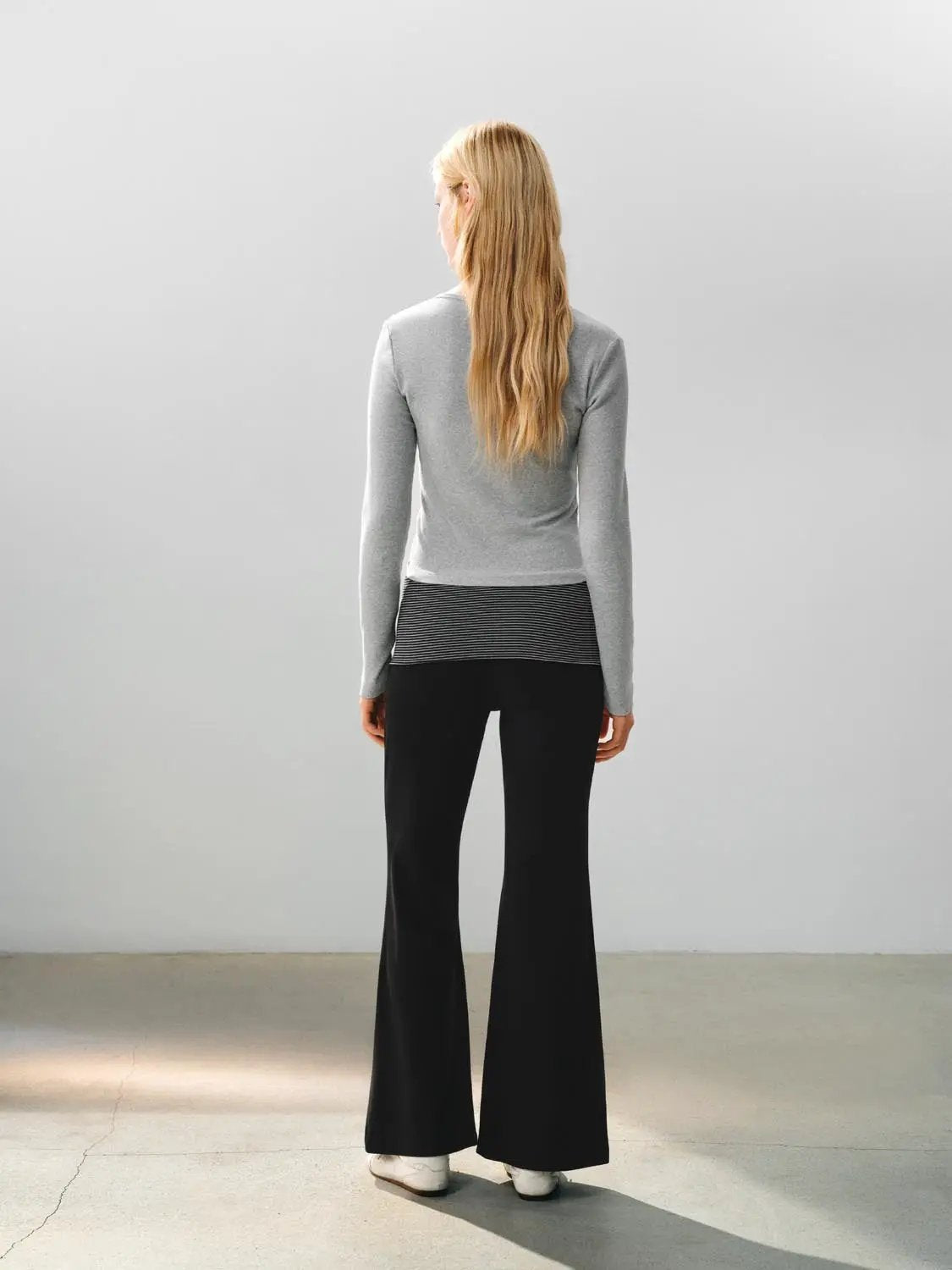 Ribbed Long Sleeve V-neck Cotton Blend T-Shirt