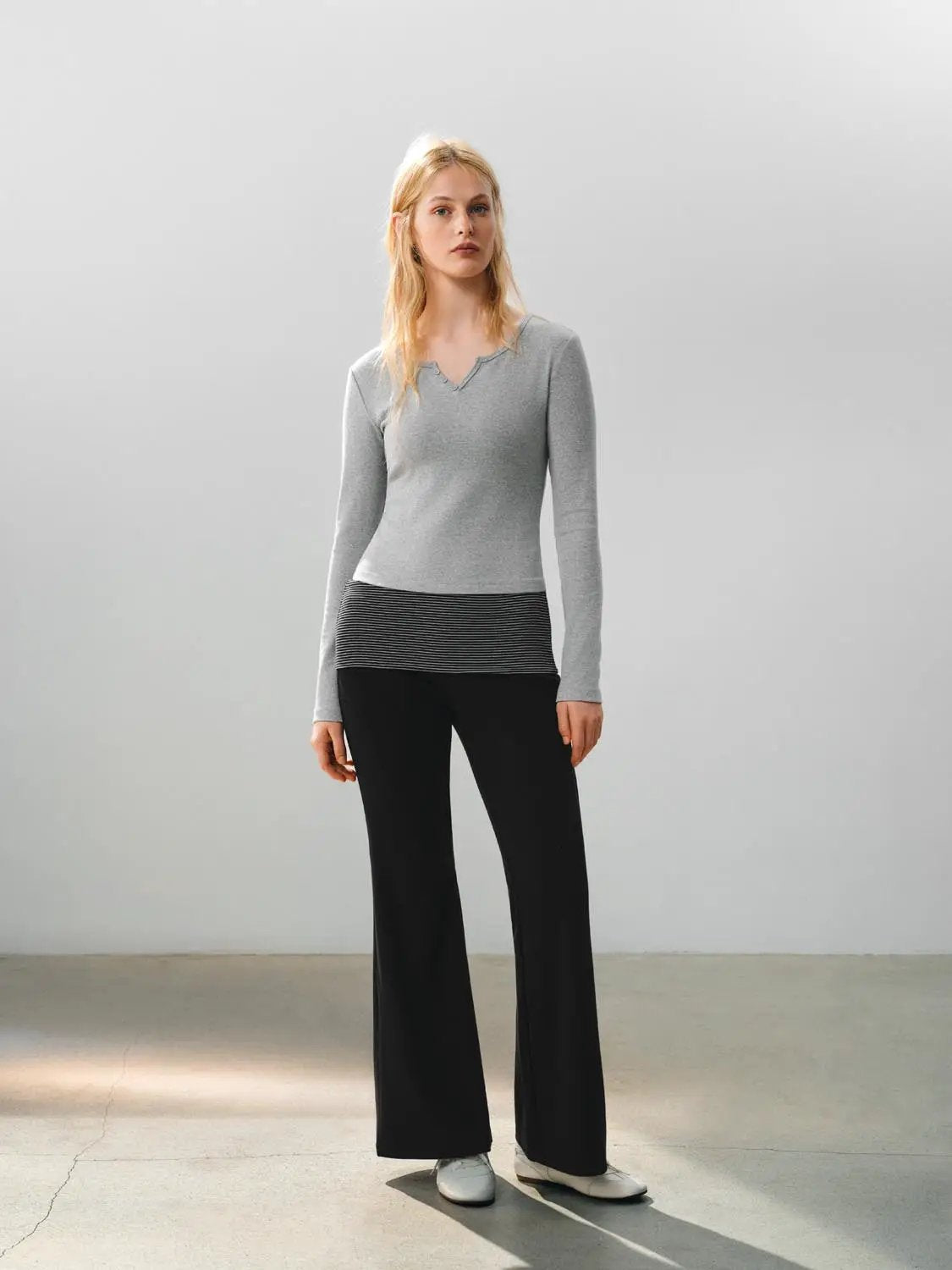 Ribbed Long Sleeve V-neck Cotton Blend T-Shirt