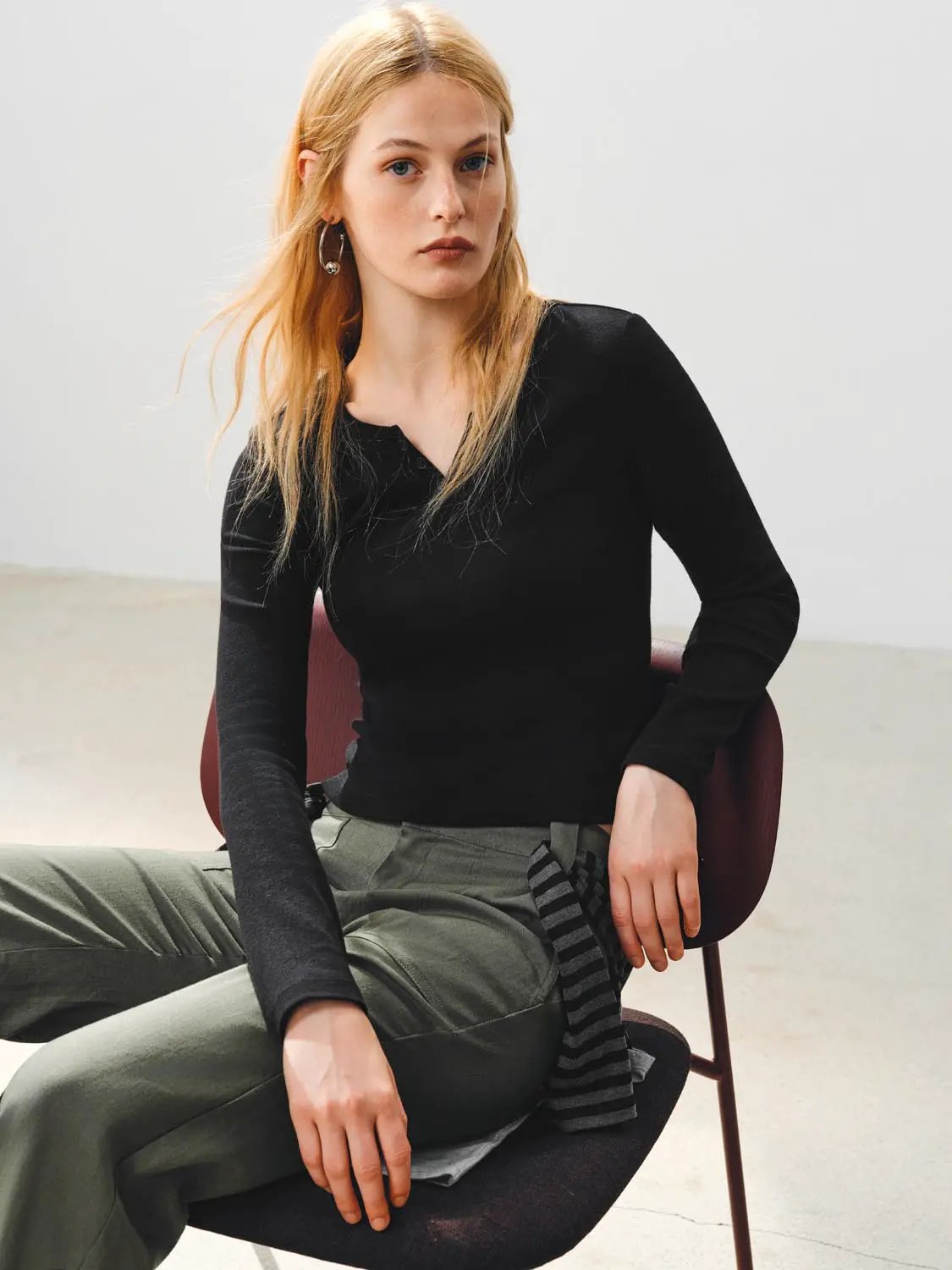 Ribbed Long Sleeve V-neck Cotton Blend T-Shirt
