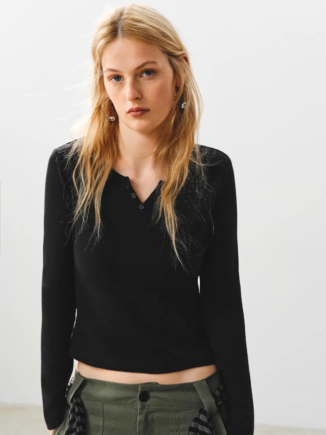 Ribbed Long Sleeve V-neck Cotton Blend T-Shirt