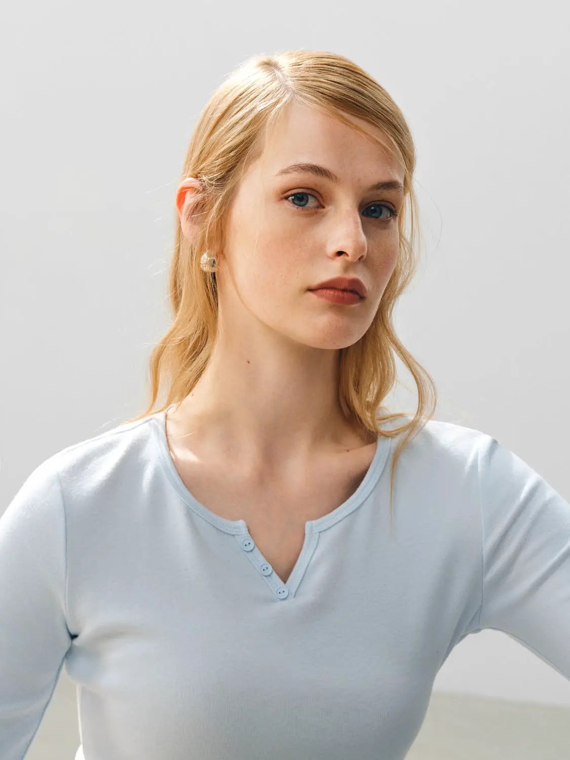 Ribbed Long Sleeve V-neck Cotton Blend T-Shirt