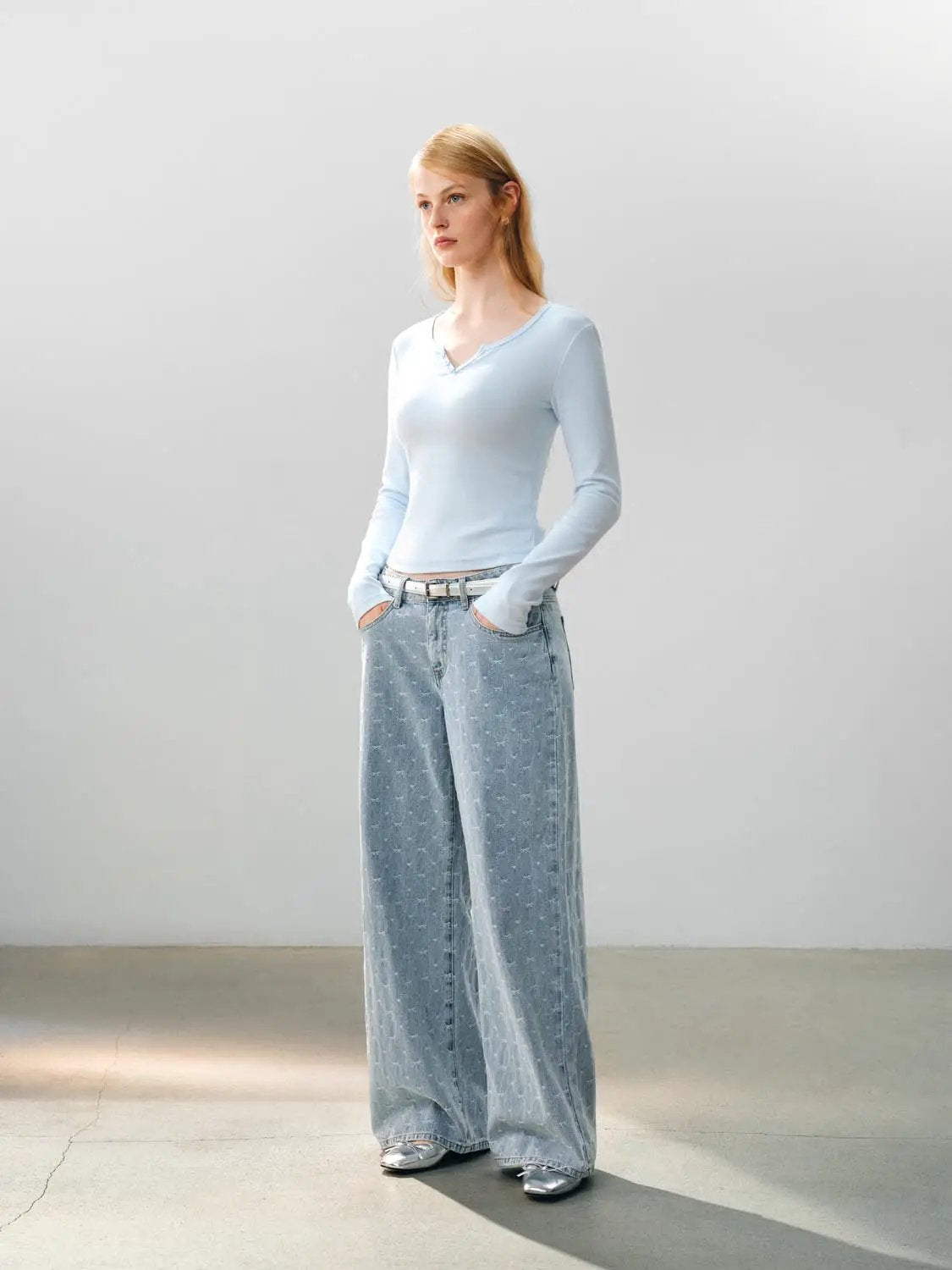 Ribbed Long Sleeve V-neck Cotton Blend T-Shirt