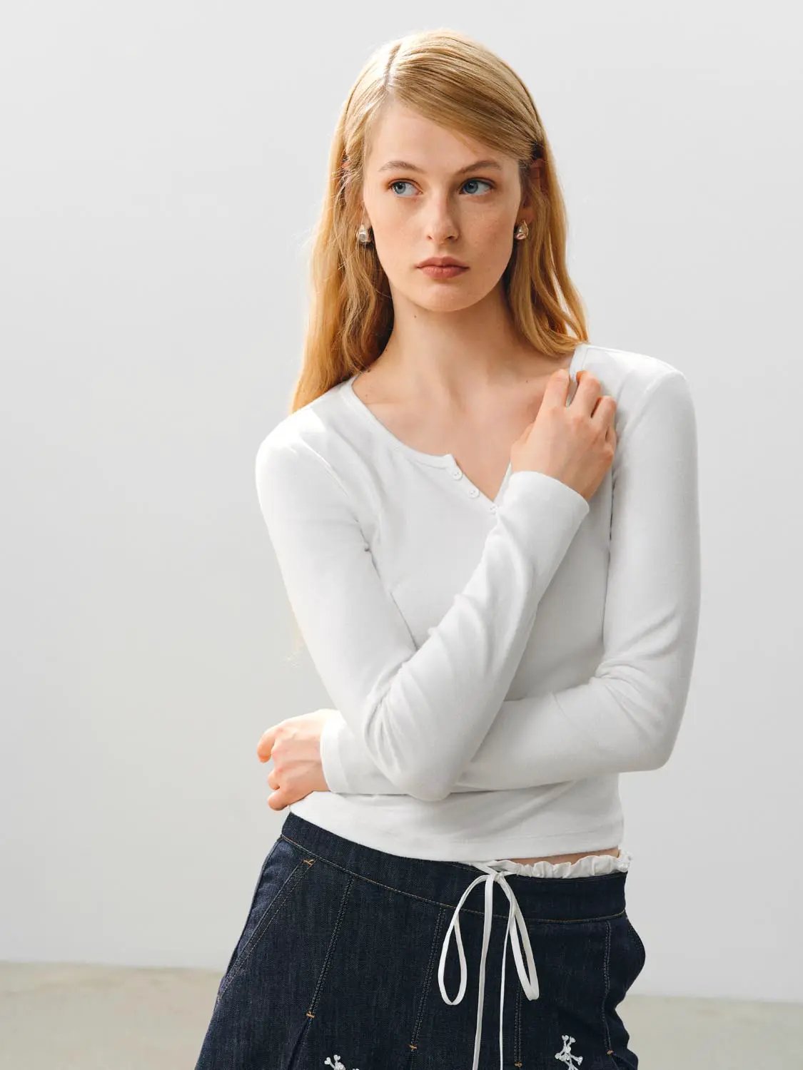 Ribbed Long Sleeve V-neck Cotton Blend T-Shirt