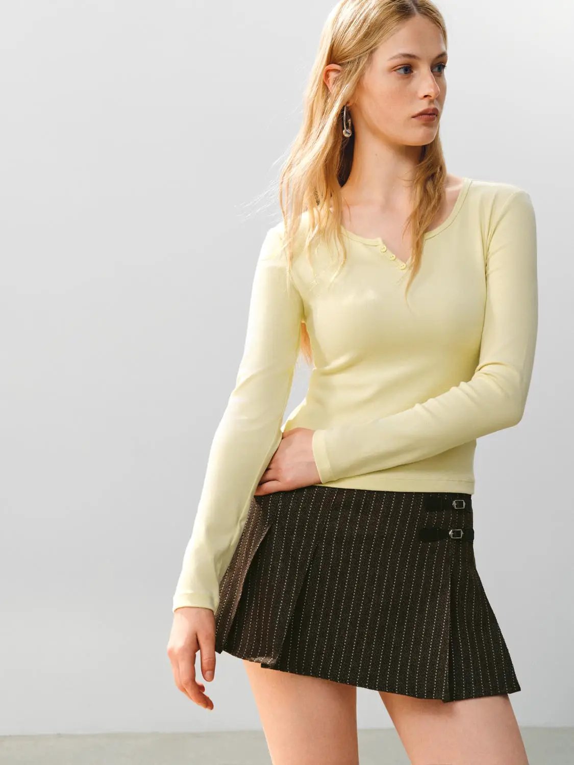 Ribbed Long Sleeve V-neck Cotton Blend T-Shirt