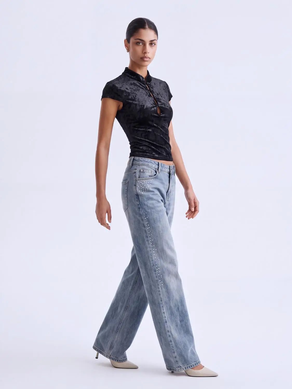 Textured Keyhole Mandarin Collar Short Sleeve T-Shirt