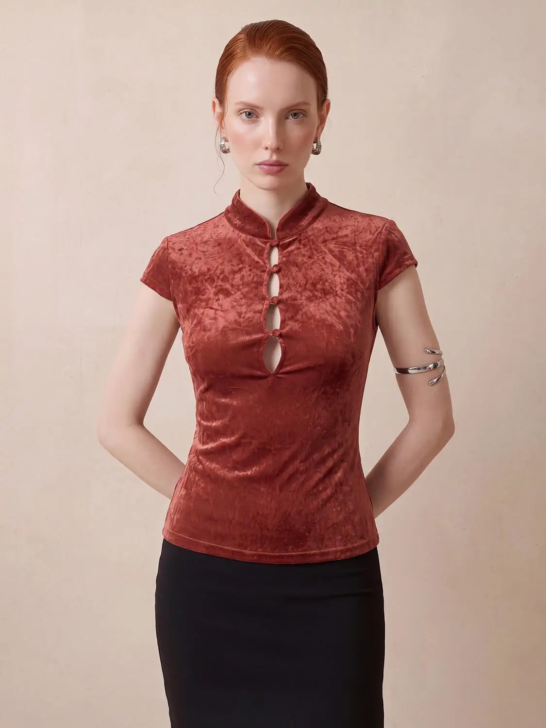 Textured Keyhole Mandarin Collar Short Sleeve T-Shirt
