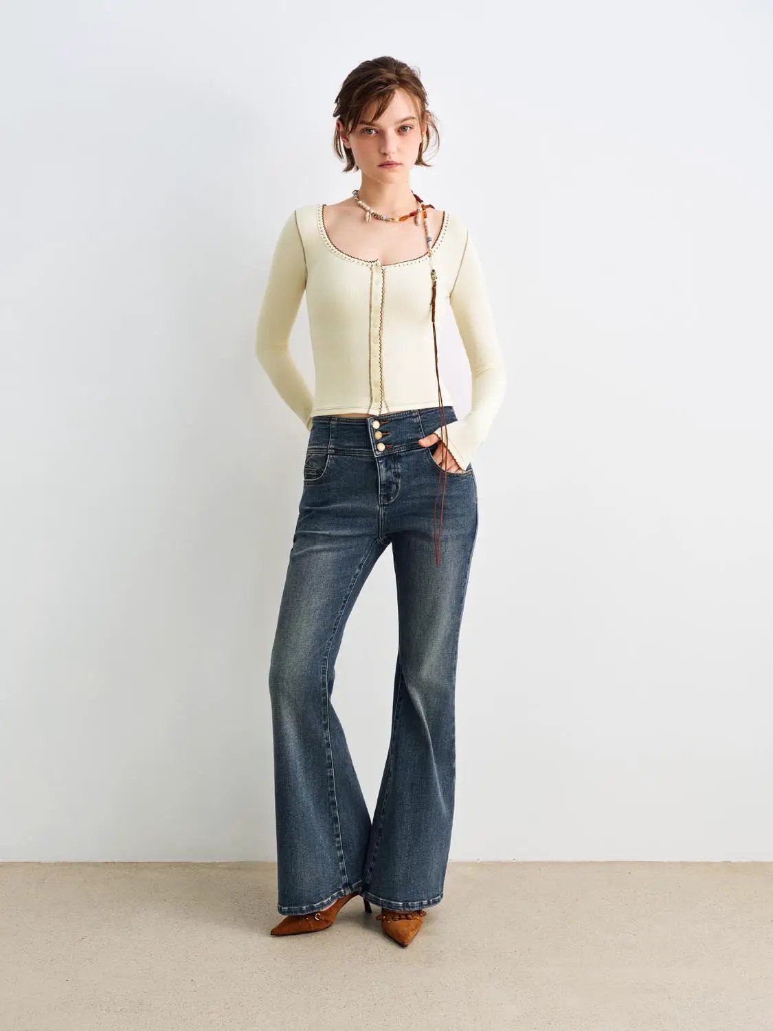 Vintage High-waisted Button Fly Flared Cotton Blend Jeans