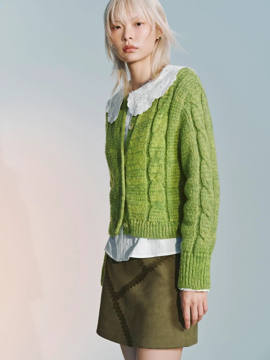 Vintage Cable Knit Single Breasted Cropped Knit Cardigan