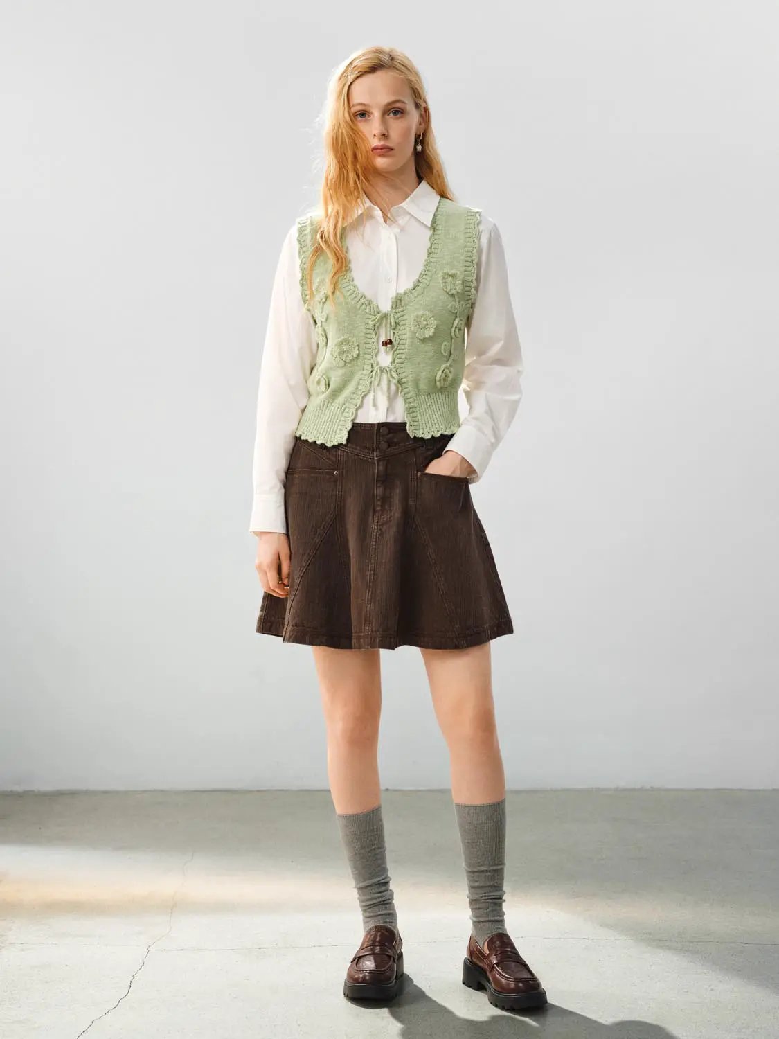 Floral Ruffle Tie V-neck Sleeveless Cotton Vest
