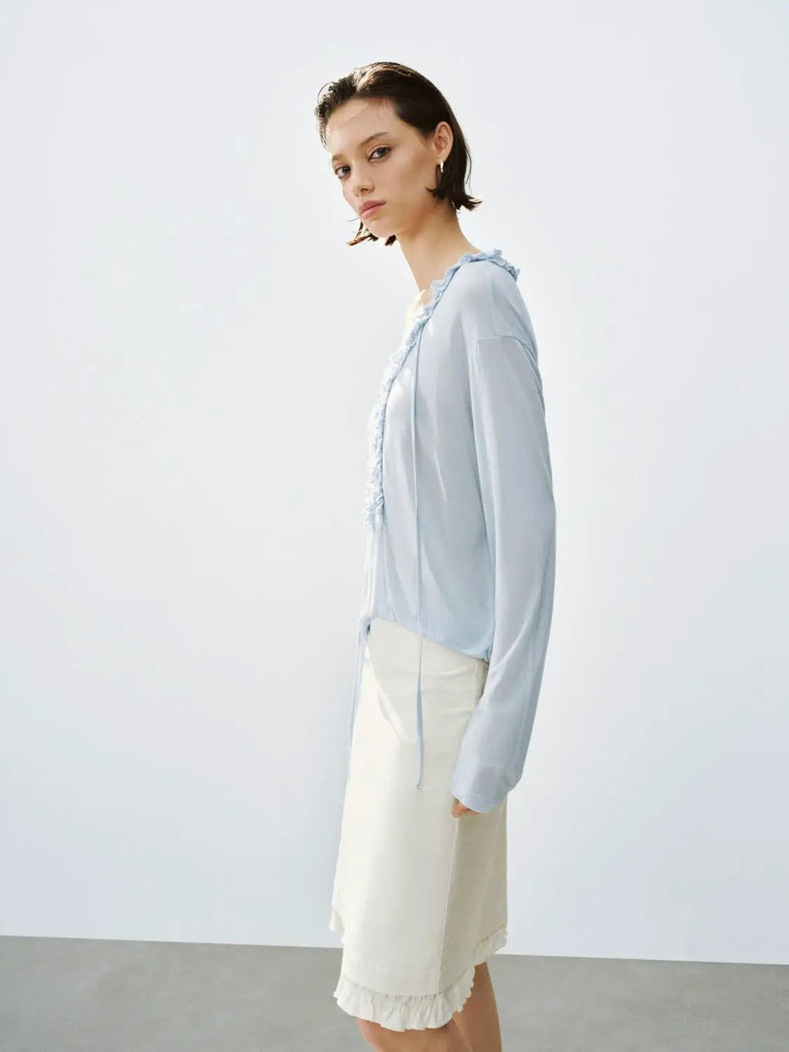 Ruffle Trim V-neck Long Sleeve Tie Front T-Shirt