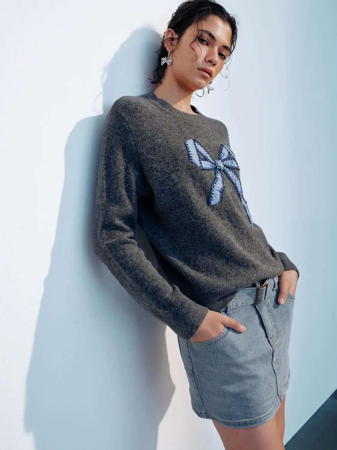 Bow Detail Long Sleeve Ribbed Crew Neck Sweater
