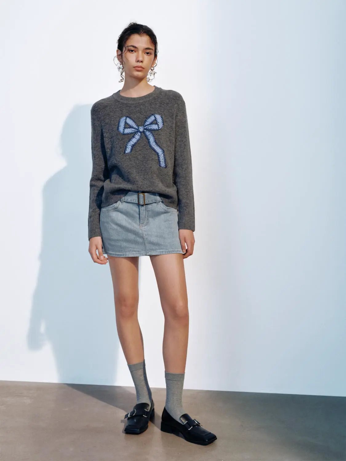 Bow Detail Long Sleeve Ribbed Crew Neck Sweater