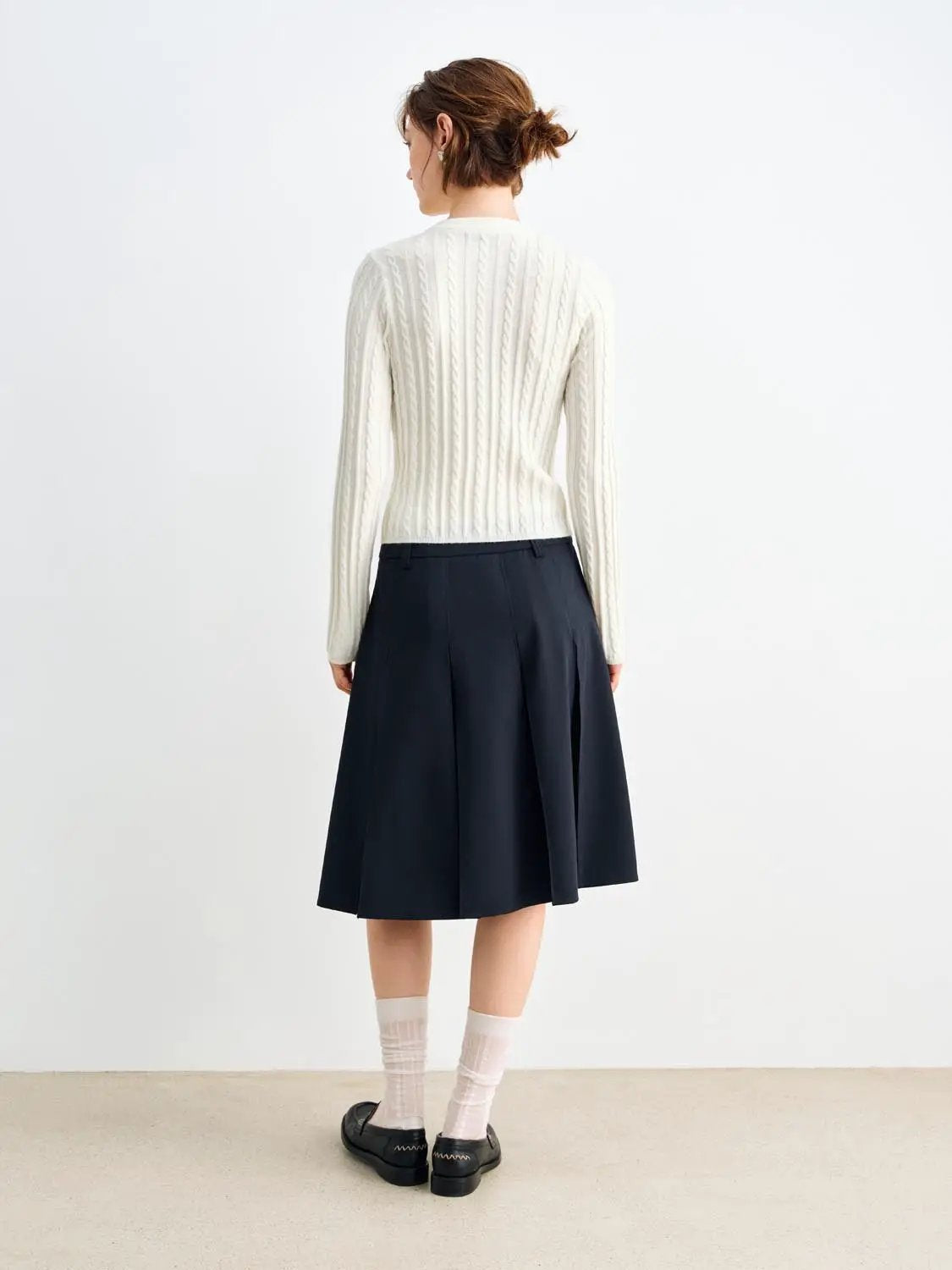 Cable Knit Pearl Button Crew Neck Long Sleeve Cardigan