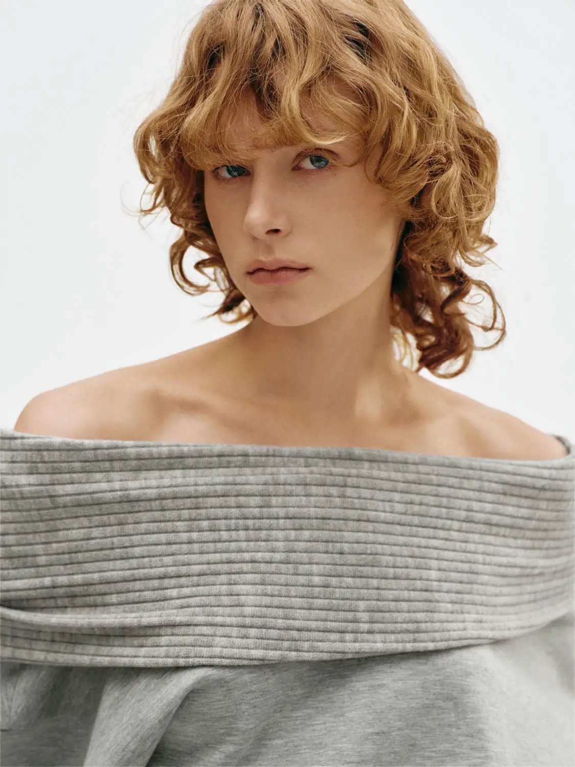 Folded Collar Off-Shoulder Long Sleeve Sweatshirt