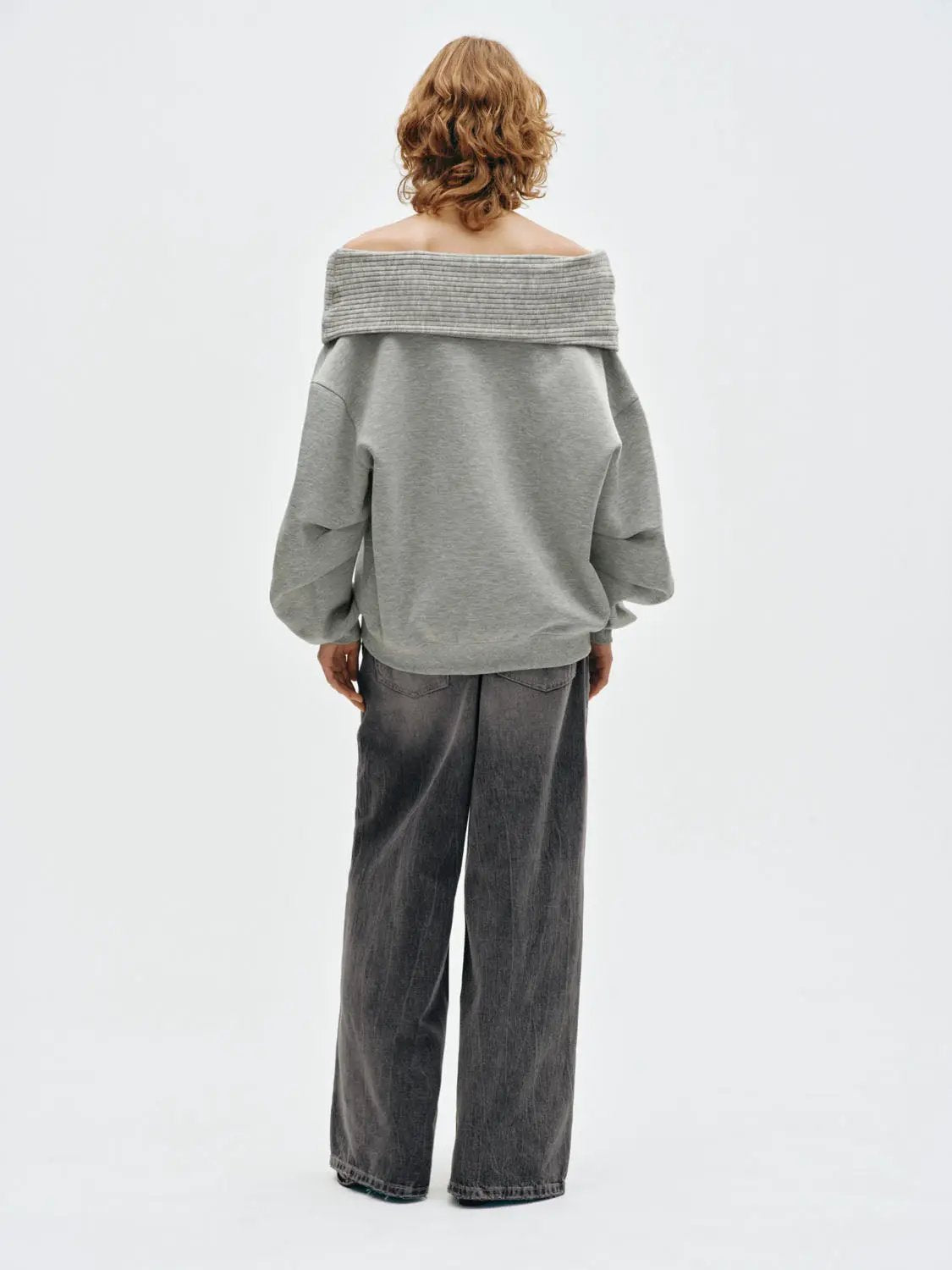 Folded Collar Off-Shoulder Long Sleeve Sweatshirt