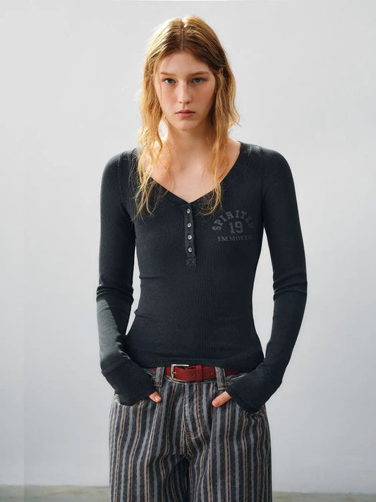 Ribbed Printed Fitted V-neck Long Sleeve Cotton T-Shirt