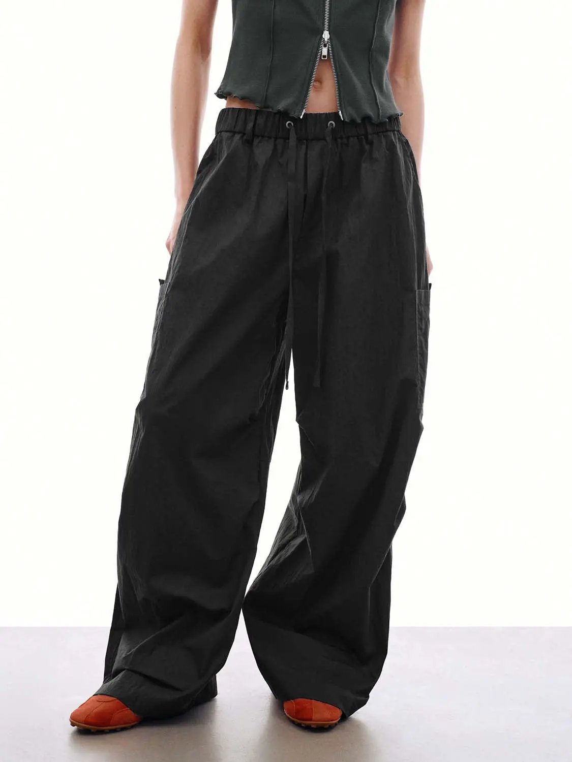 Drawstring Pull On Patch Pocket Barrel Leg Pants