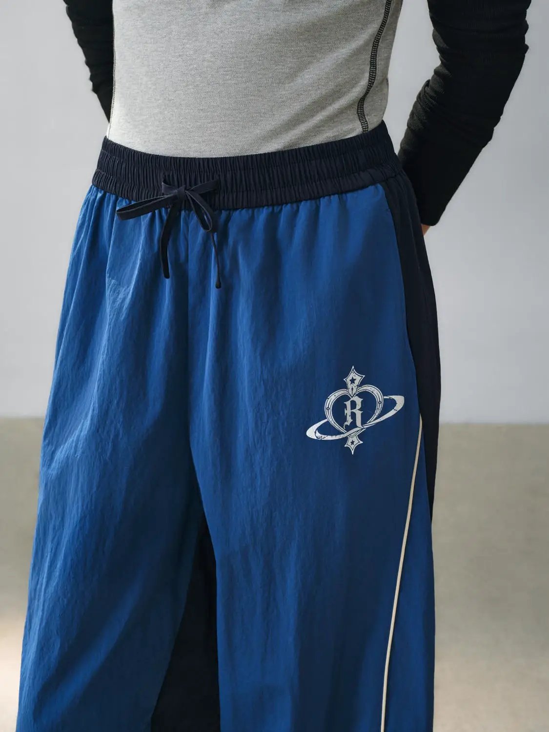 Logo Print Elastic Waist Straight-Leg Pants